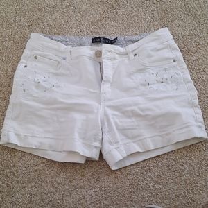 Eryn Laser cut denim shorts